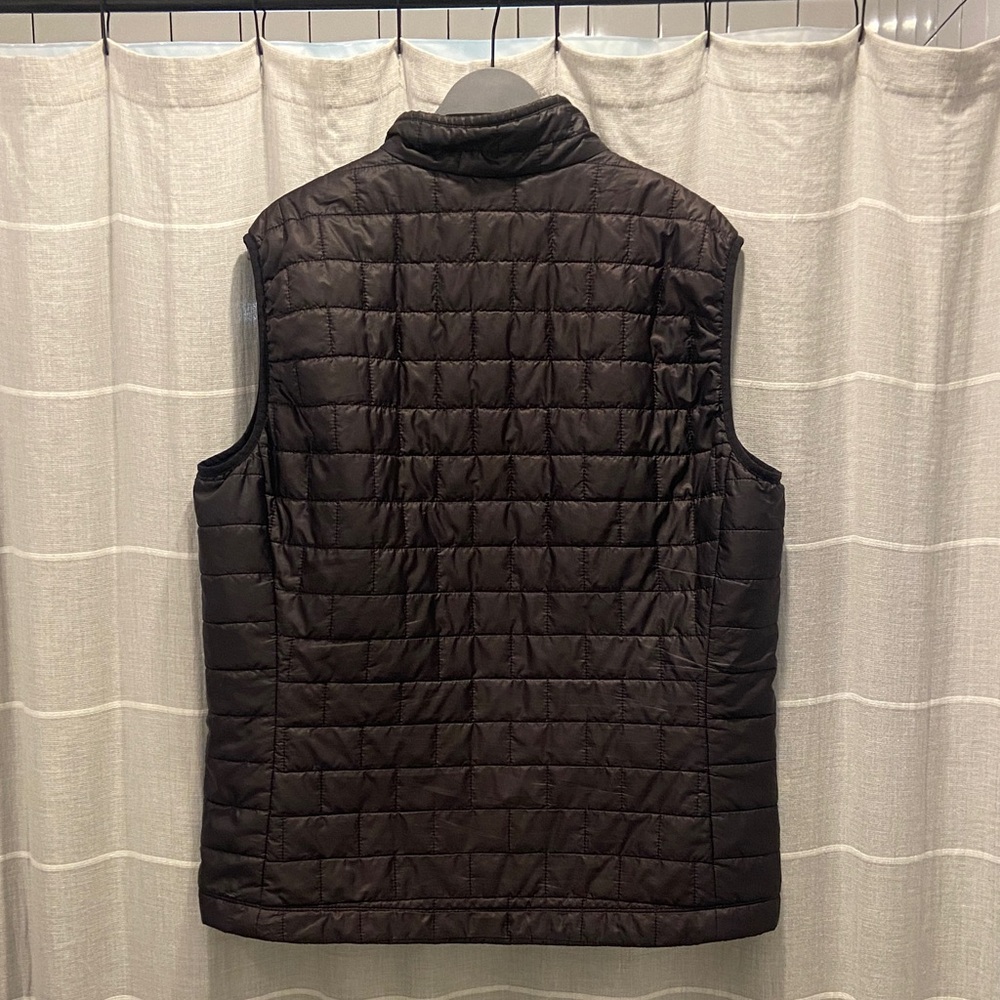 Patagonia Men's Black Nano puff Vest - Picture 3 of 4
